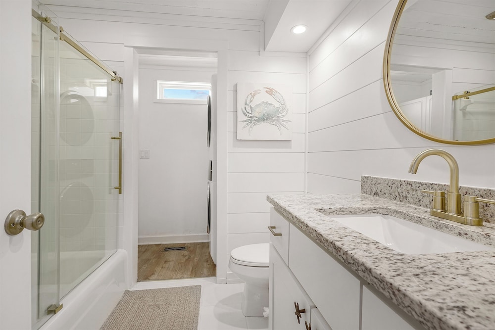 Unique A-frame Beach House: 'the Beacon at Oib'