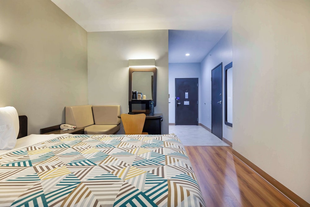 Studio 6 Suites Texas City, Tx - I-45 South - Property Image 26