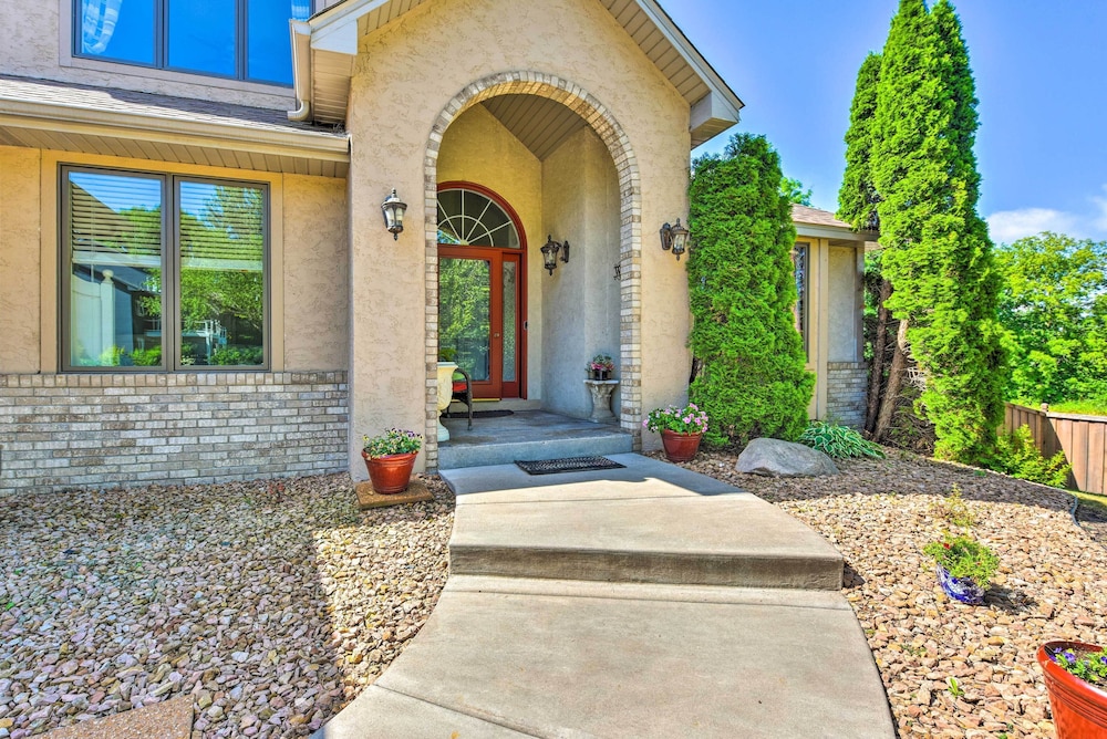 Pet-friendly Maple Grove Gem w/ Private Yard! - Property Image 17