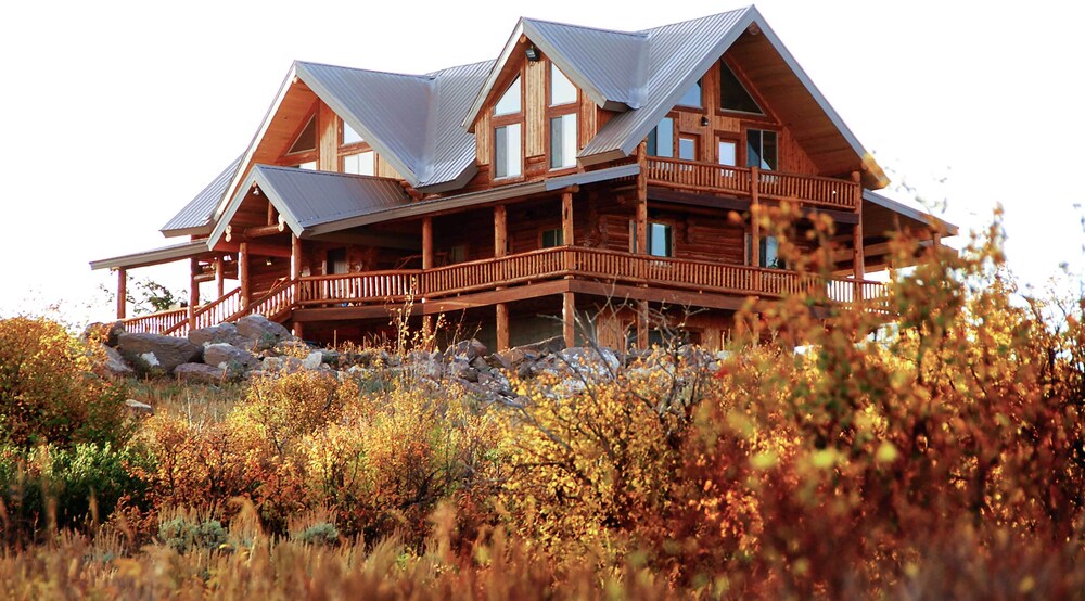 Luxe Lodge in the Tetons for Large Group Retreats! view 3