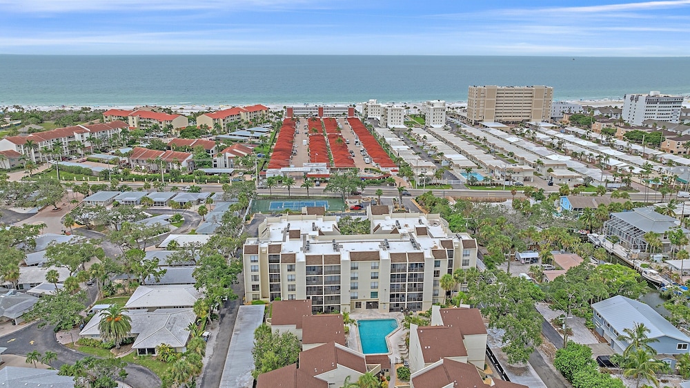 My Happy Place 2 Bedroom Condo