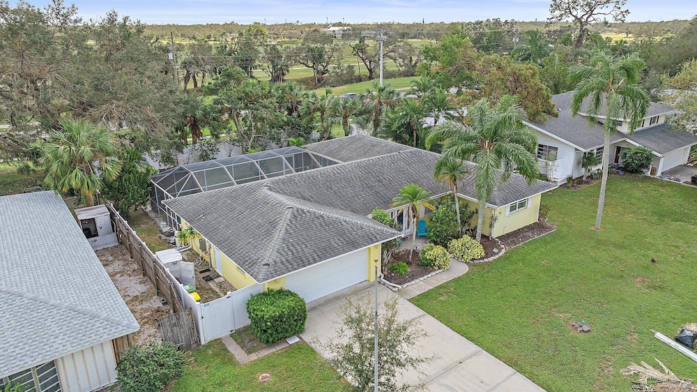 Tee Time On Breezemont 3 Bedroom Home view 4