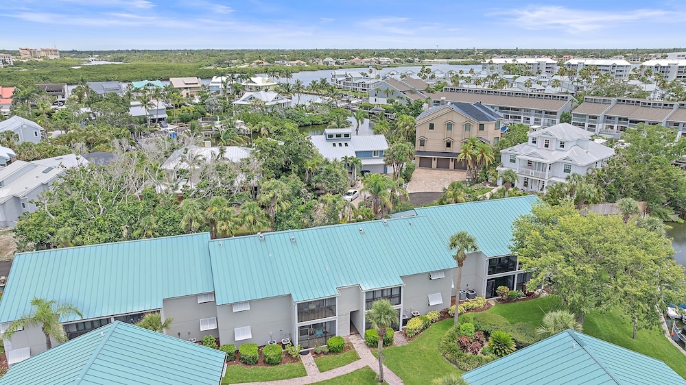White Sands On Siesta 1 Bedroom Condo
