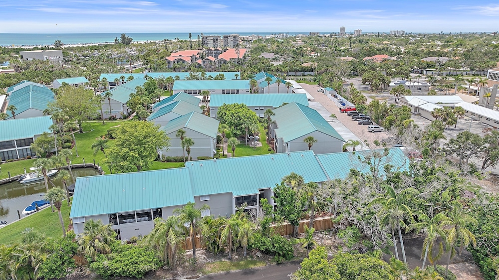 White Sands On Siesta 1 Bedroom Condo
