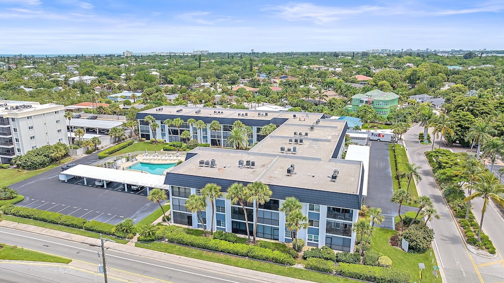 Salty Soldi 2 Bedroom Condo by RedAwning view 2