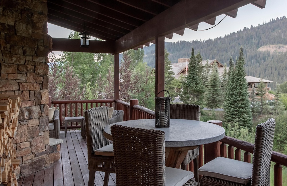 The Cabins At Snake River Sporting Club