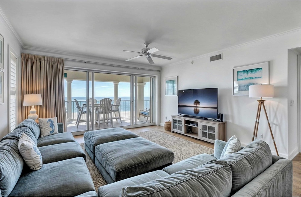 301 Ocean Palms by Avantstay Ocean Front Home w/ Amazing Sea Views!