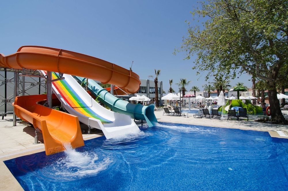 Palm Wings Beach Resort & Spa Kusadasi- All Inclusive