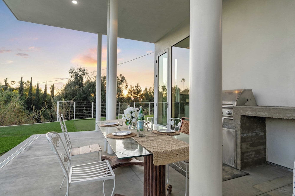 Luxe LA Escape w/ Pool, Views & Game Room Alta Vista Estate by Avantstay