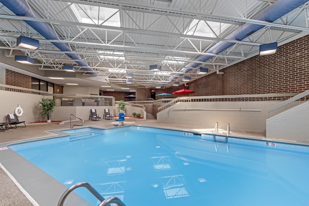 Executive Residency By Best Western Waterloo & Cedar Falls