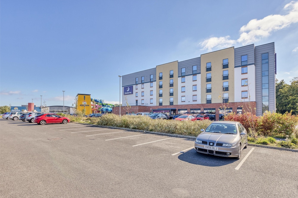 Premier Inn Scarborough - North Bay 3