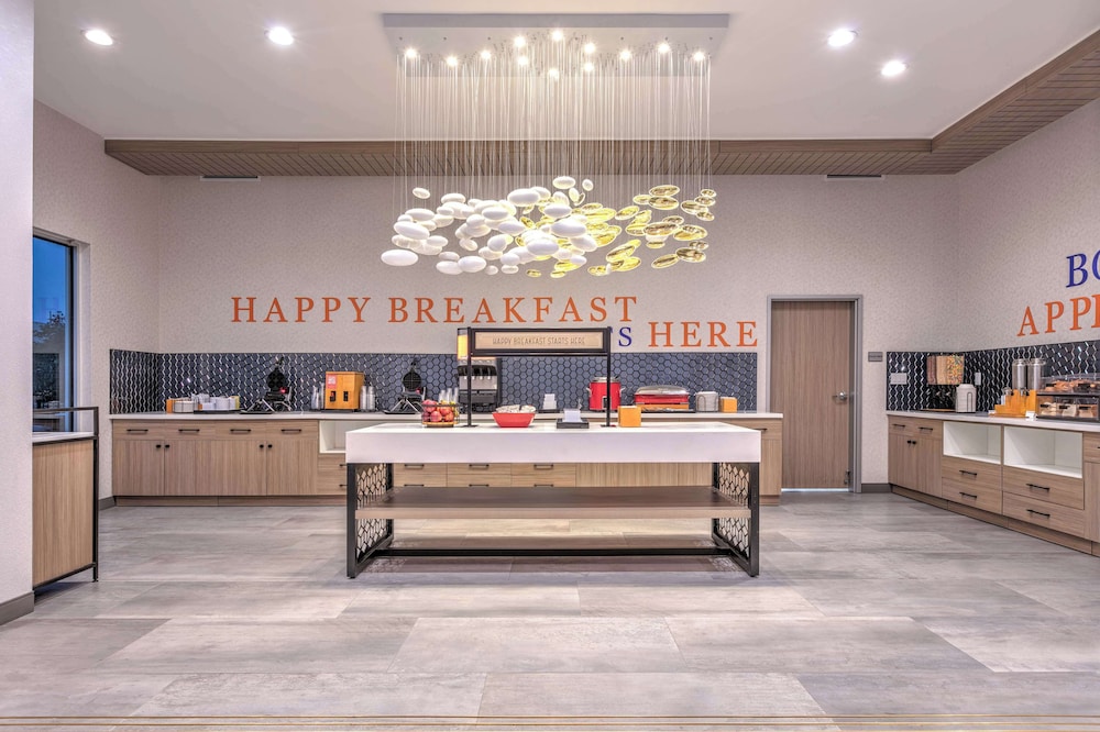 Hampton Inn Suites Shenandoah The Woodlands, Tx - Property Image 8