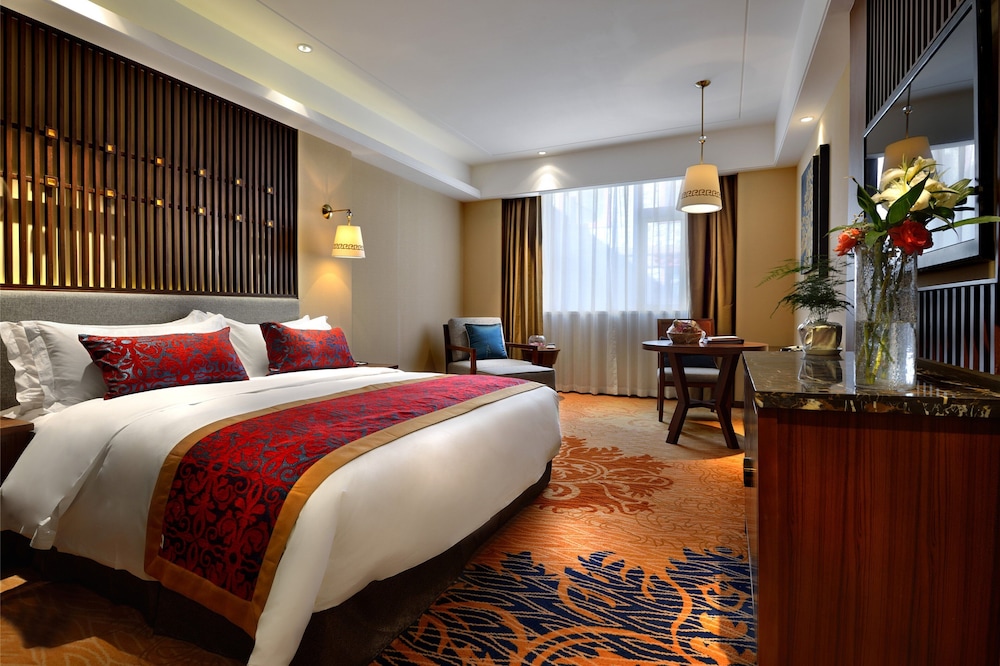 Crowne Plaza Yading by IHG