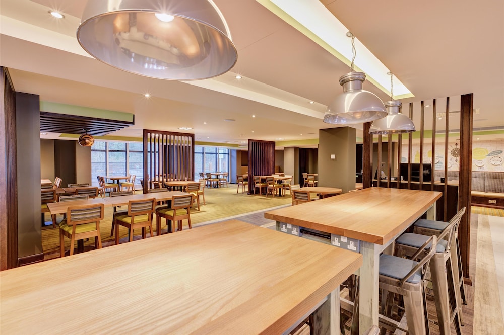 Premier Inn Royal Tunbridge Wells, photo 18