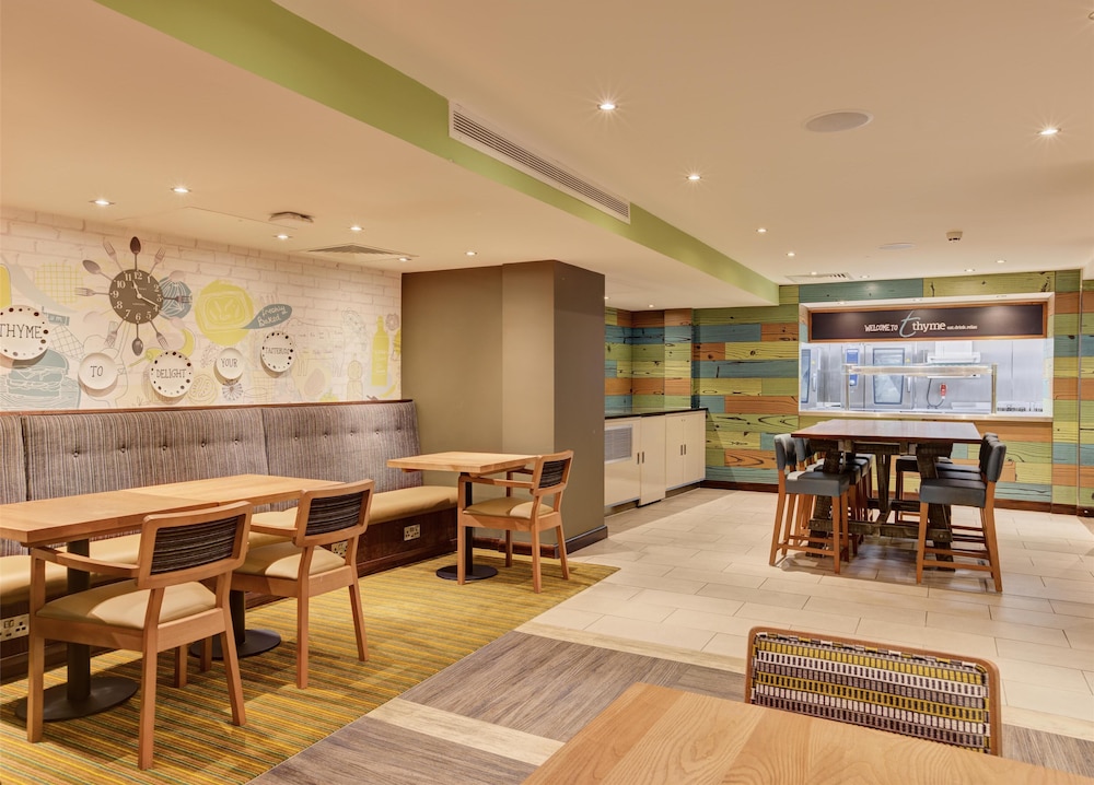 Premier Inn Royal Tunbridge Wells, photo 17