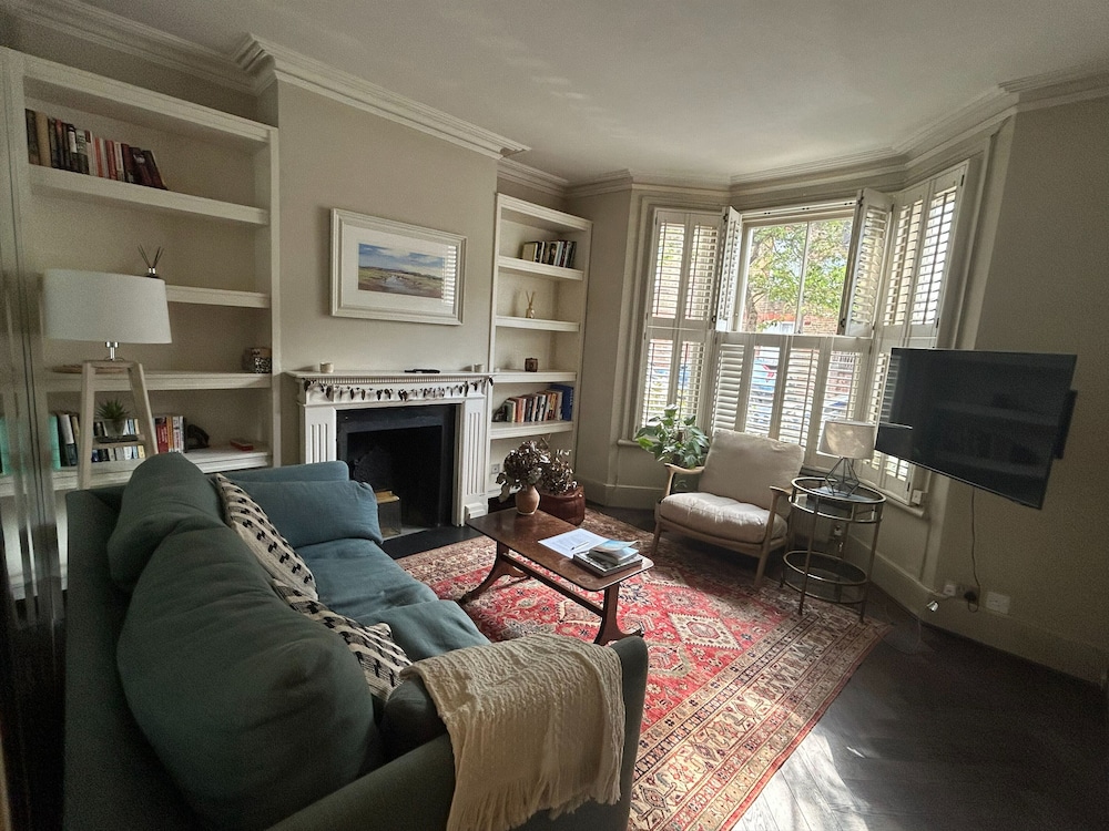 NEW Bright and Airy 1BD Flat nr Battersea Park