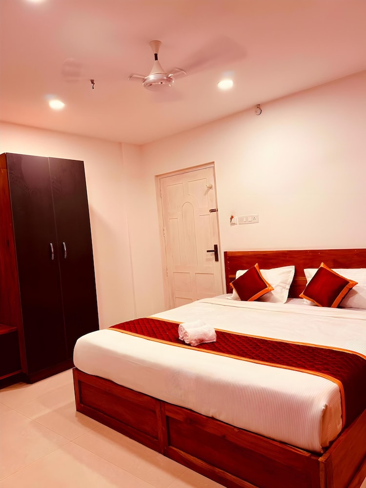 Skybz Bluemount Residency