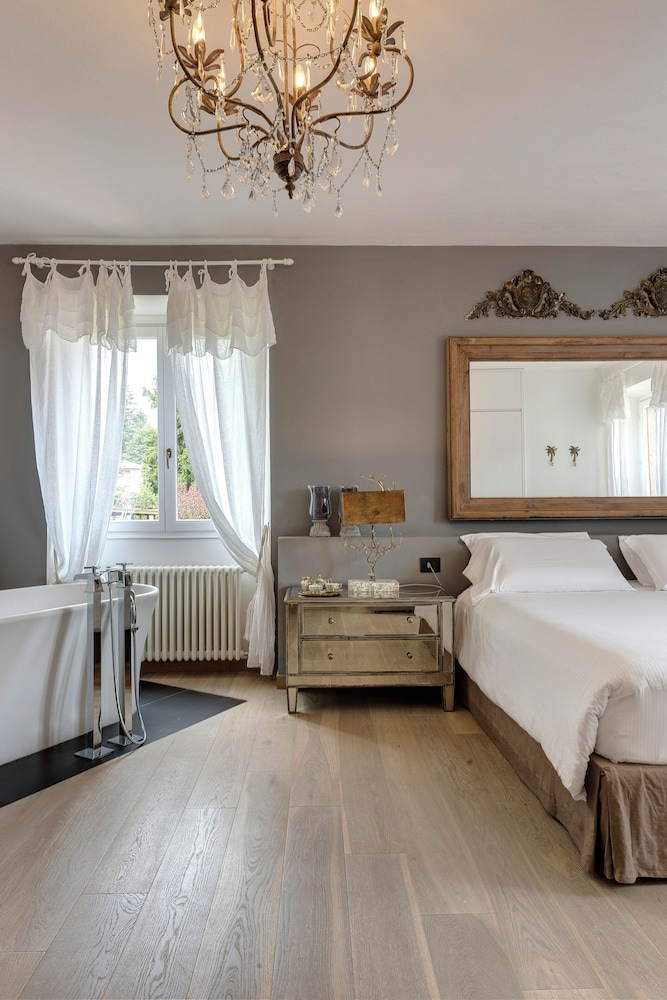 Entire Hilltop Villa With Private Pool In Palazzuolo Sul Senio