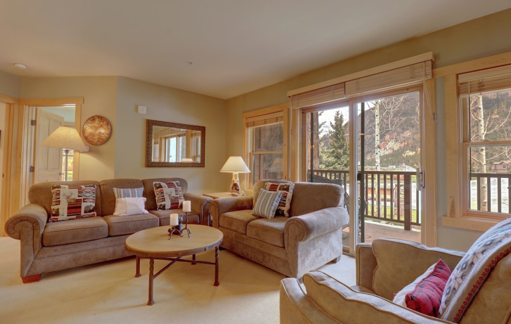SkyRun Vacation Condos Copper Mountain Resort
