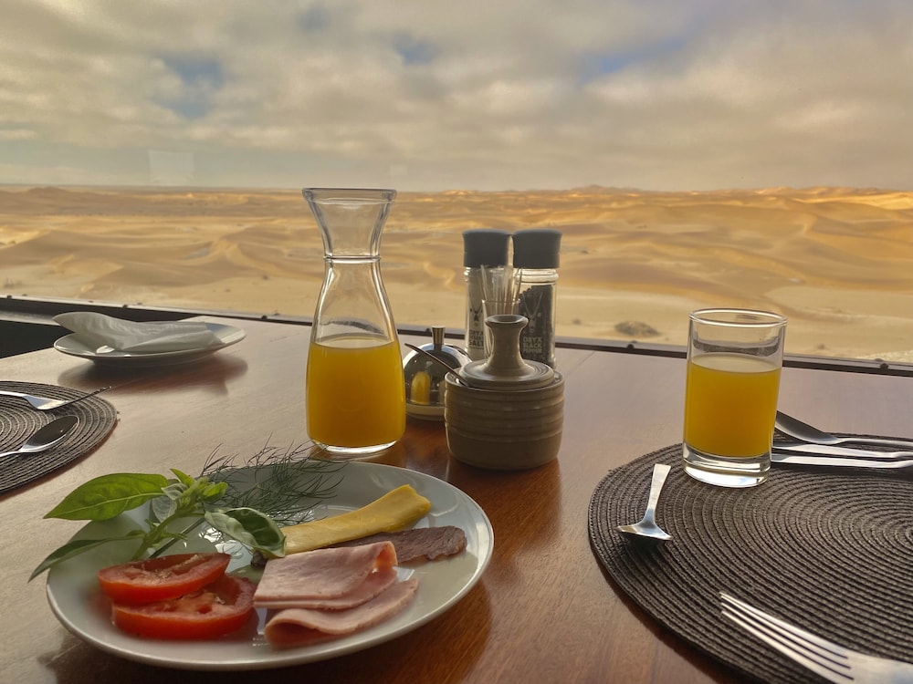Desert Breeze Lodge