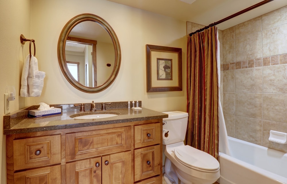 Wl210 West Lake Lodge 2 Bedroom Condo