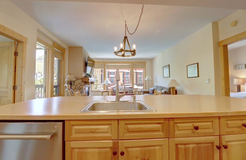 Tx204 Taylors Crossing 3 Bedroom Condo
