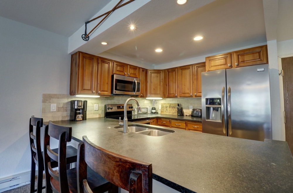 SkyRun Copper Mountain Resort Vacation Lodging