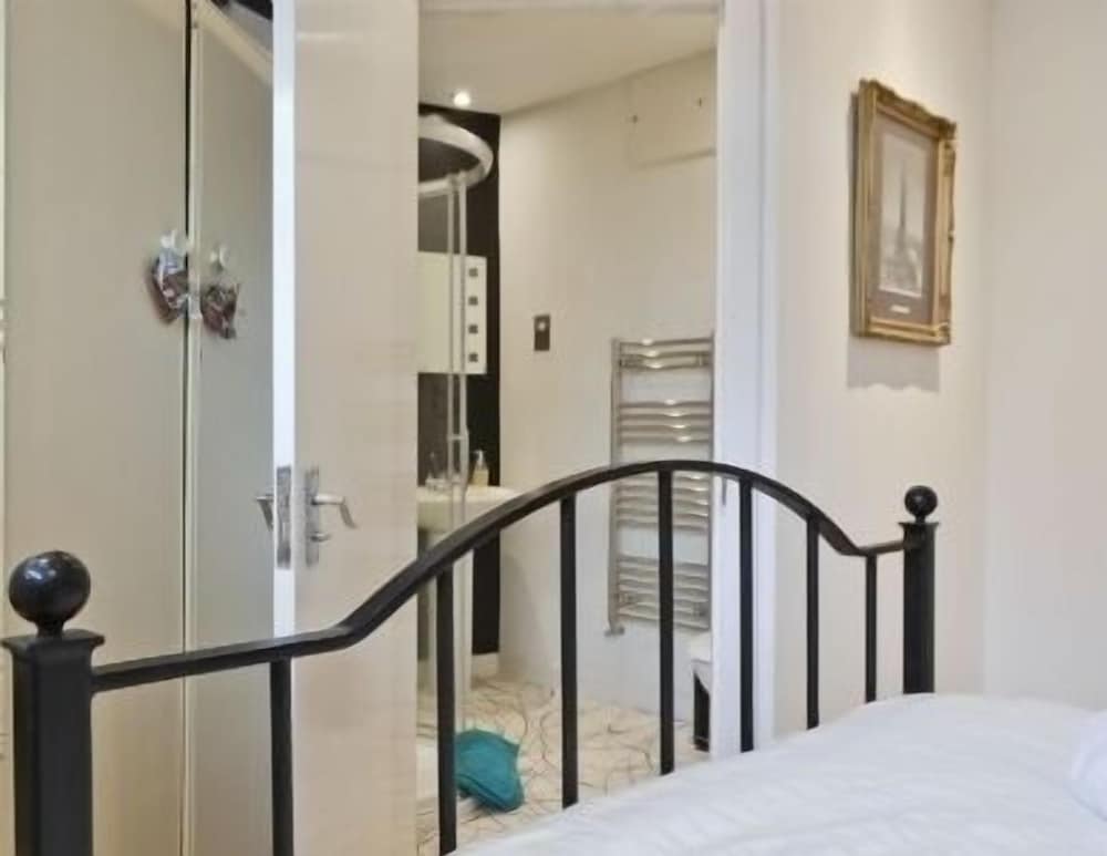 Crieff Armoury Luxury Self Catering Apartment