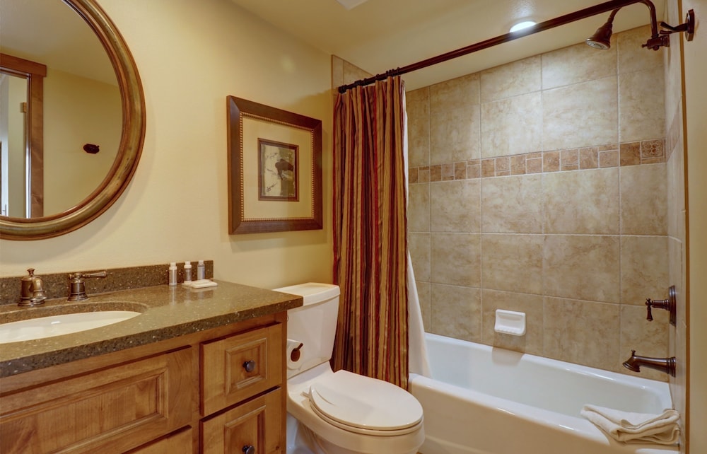 Wl210 West Lake Lodge 2 Bedroom Condo