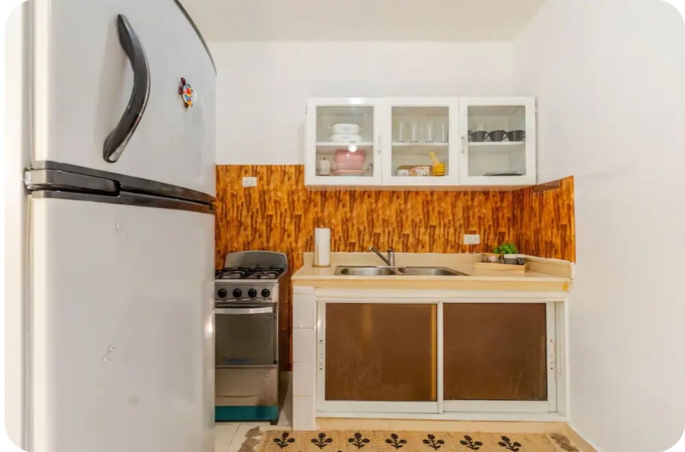 Escape to Puerto Plata, Cozy 2BR Loft in Las Mercedes, 5 Min From Beaches