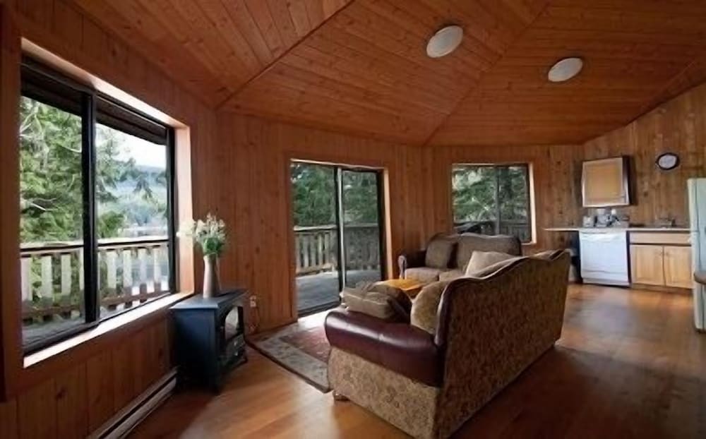 Desolation Resort