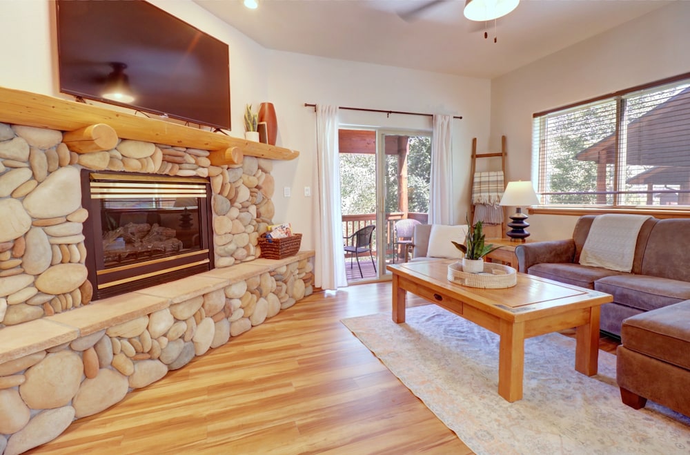 122 Lookout Ridge 2 Bedroom Townhouse