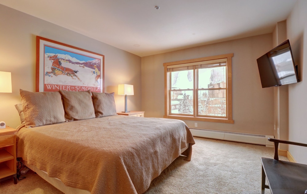 SkyRun Vacation Condos Copper Mountain Resort