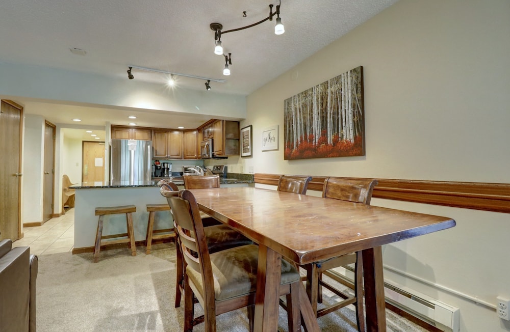 Amazing Copper Mountain Inn Condo With Awesome Views - CS221 by RedAwning