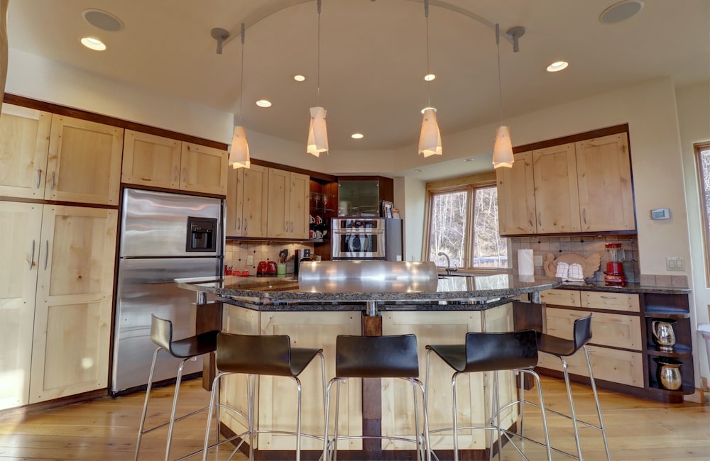 11 Stormwatch Circle 4br 3.5ba 4 Bedroom Home