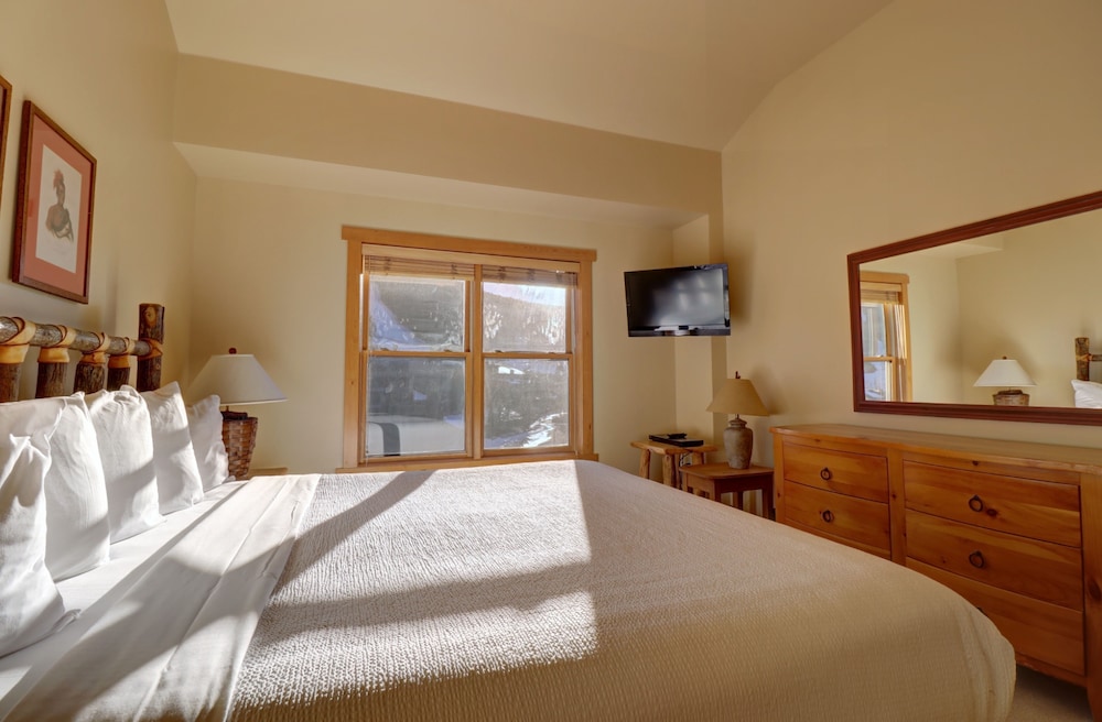 SkyRun Vacation Condos Copper Mountain Resort
