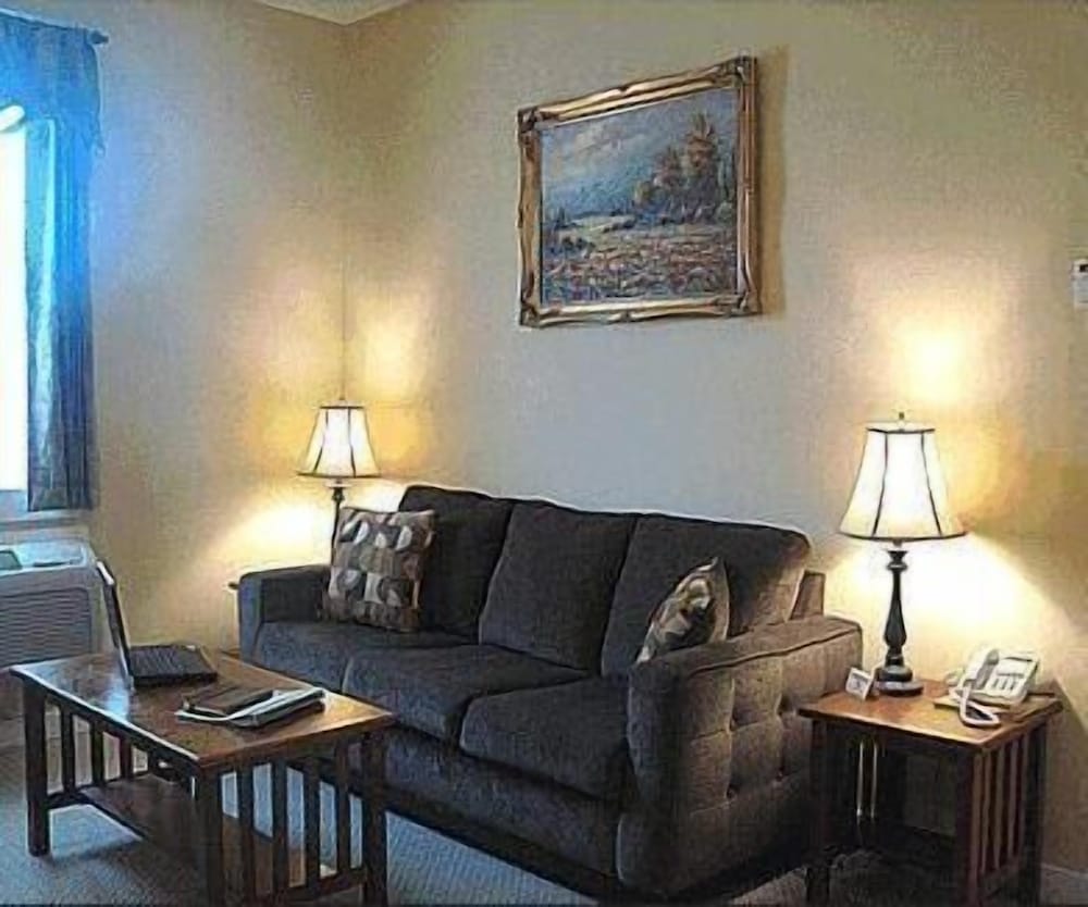 Hotel Colonel's Suites - Image 1