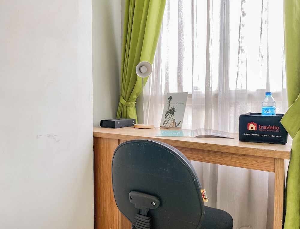 Serene And Nice Studio At Cinere Bellevue Suites Apartment
