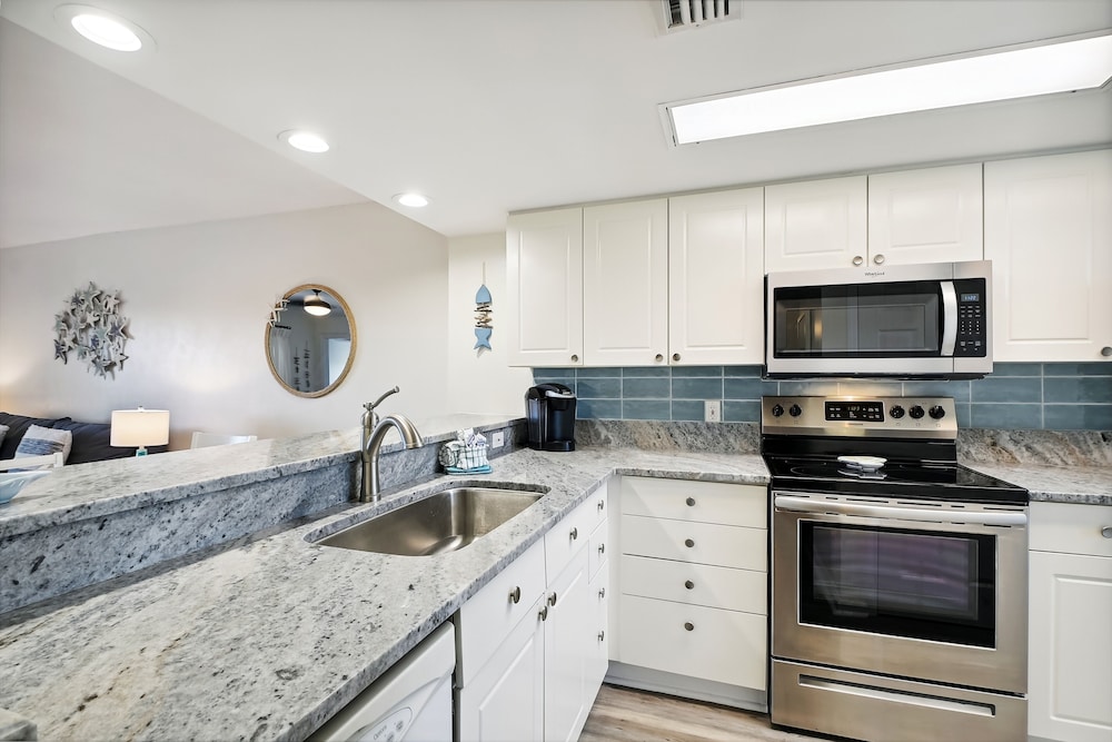 SeaCrest #313 Bright, Airy Coastal Vibes 2 Bedroom Condo by RedAwning view 4