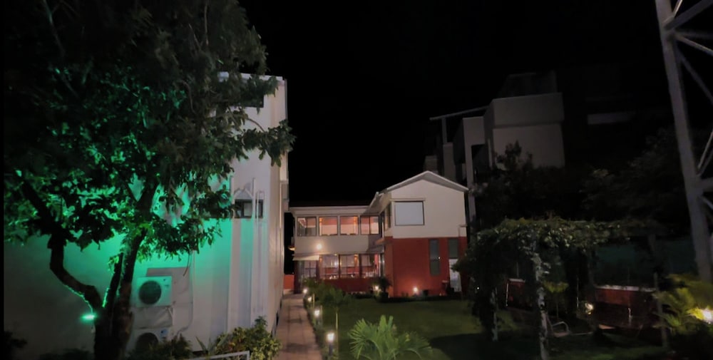 Rhythm Eco And Agro Stays