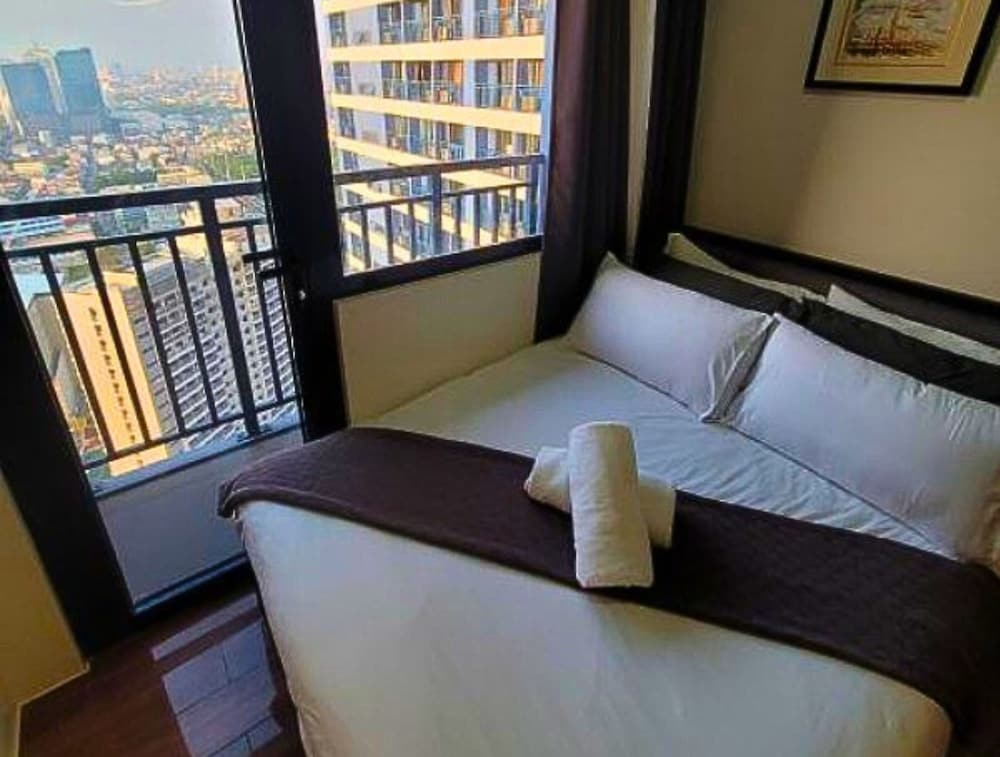 Rent Xpress Online Heart of Makati