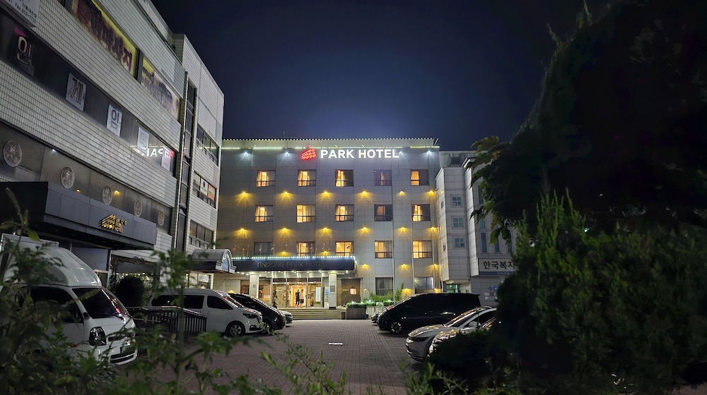 Andong Park Hotel