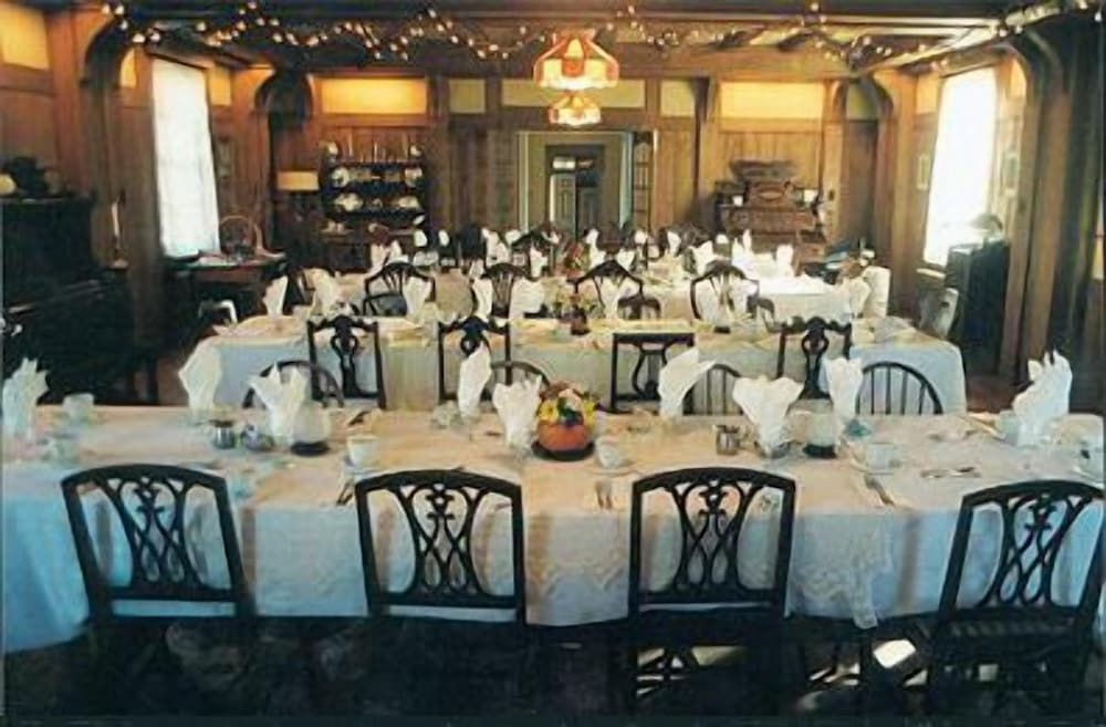 Stevenson Inn & Spa