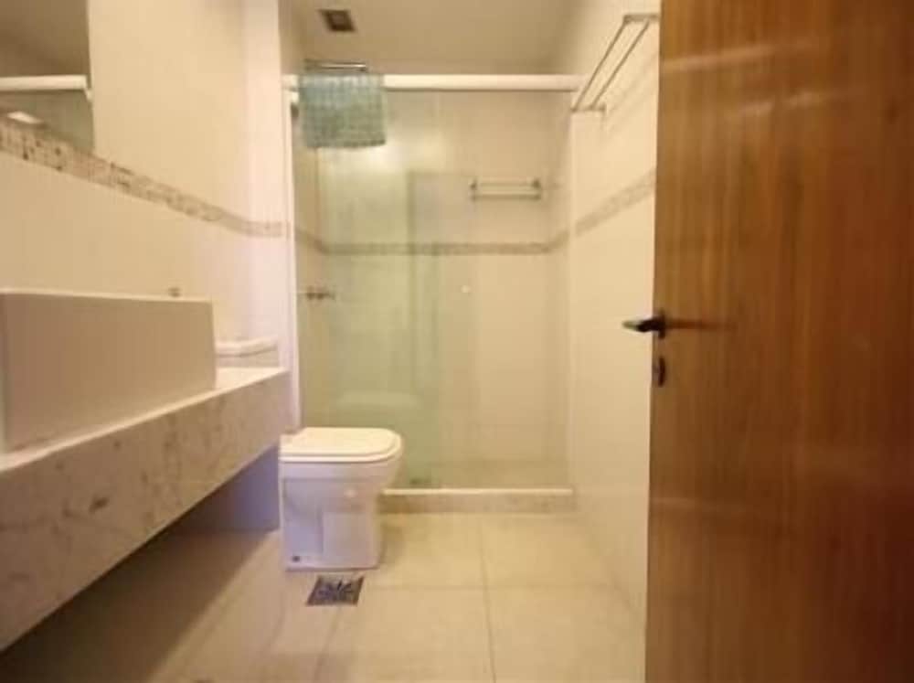 GoHouse Lira 1105