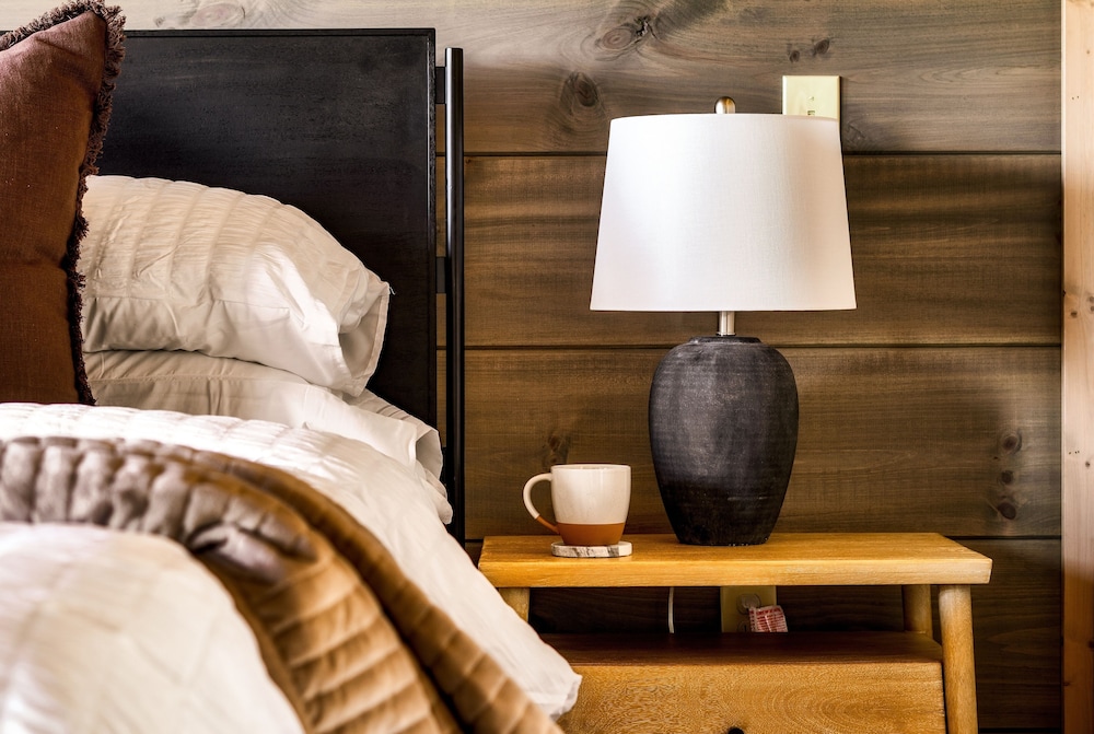 The Luxe 4 Bedroom Cabin