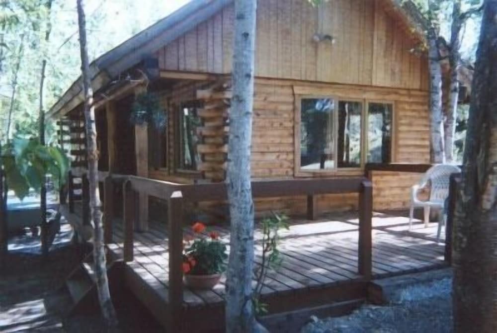 St. Theresa's Lakeside Resort