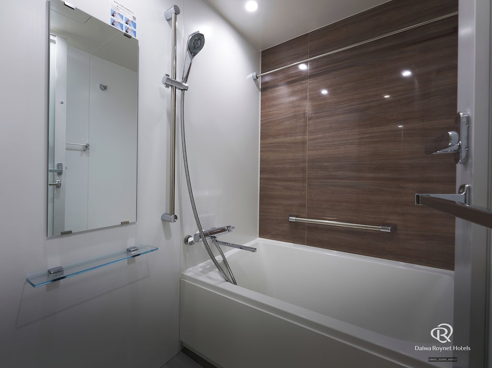 Daiwa Roynet Hotel Osaka Sakaisuji Honmachi PREMIER 18