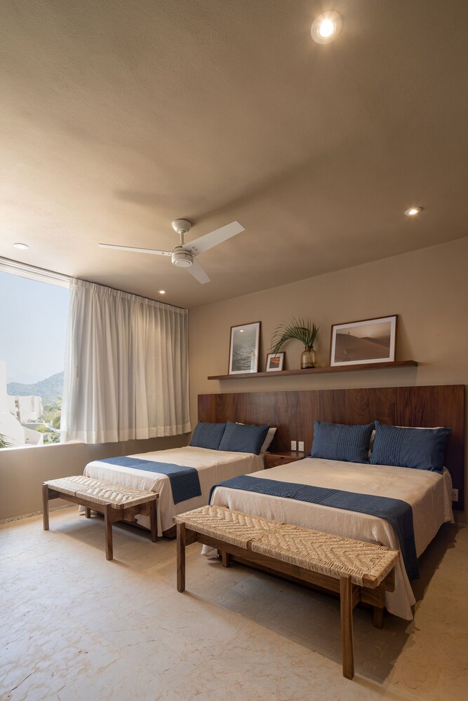 Punta Majahua Condos