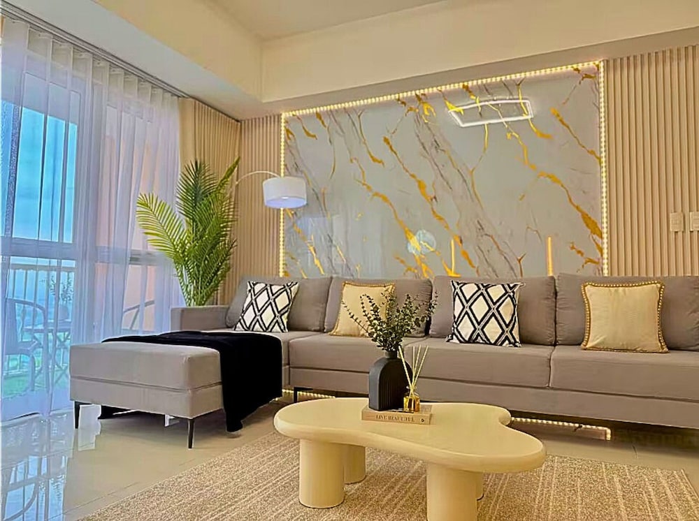 Live Luxury Living at BGC Venice