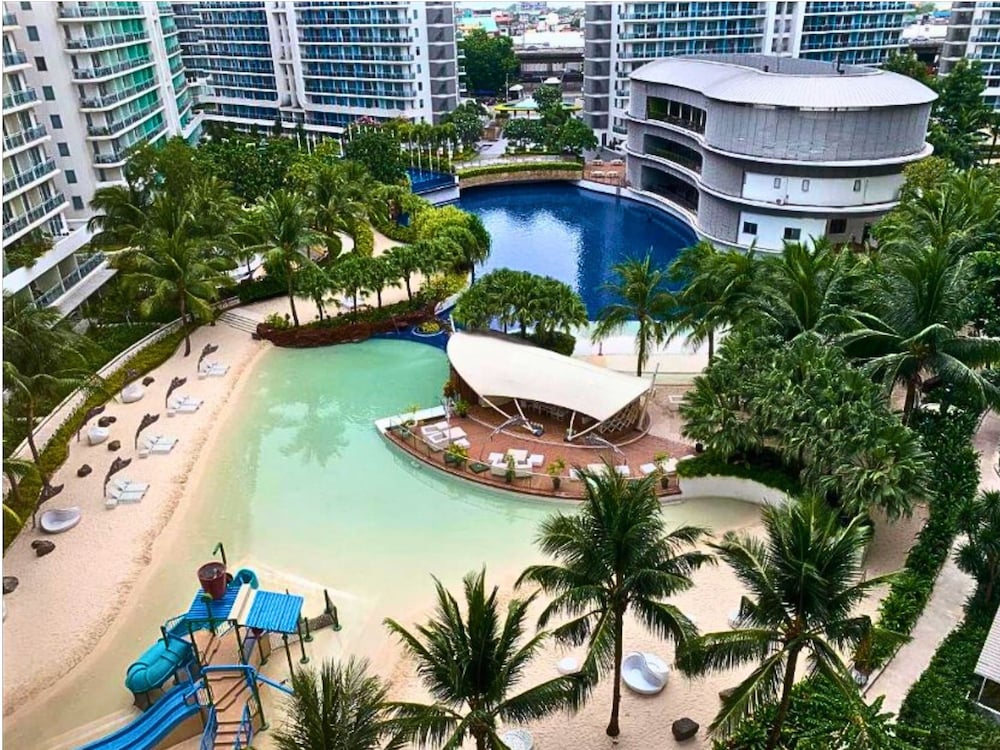 Value Yourself Luxury Beach Near Airport
